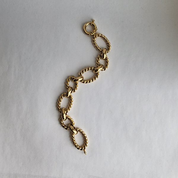 Twisted Link Bracelet in 14 Karat Gold - Image 3